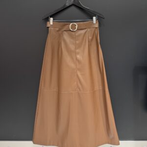 falda marron